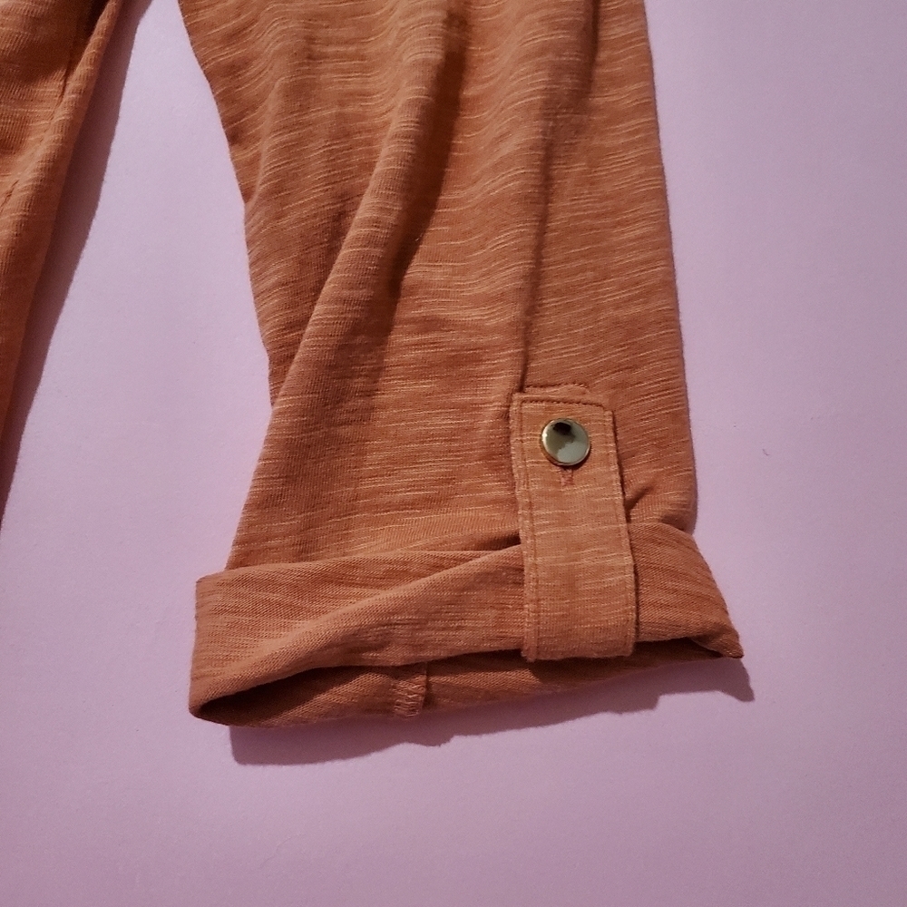Chicos The Ultimate Tee Burnt Pumpkin Orange Adjustabke Sleeves - Picture 4 of 8